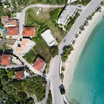 Apartman Nikoleta 5 *